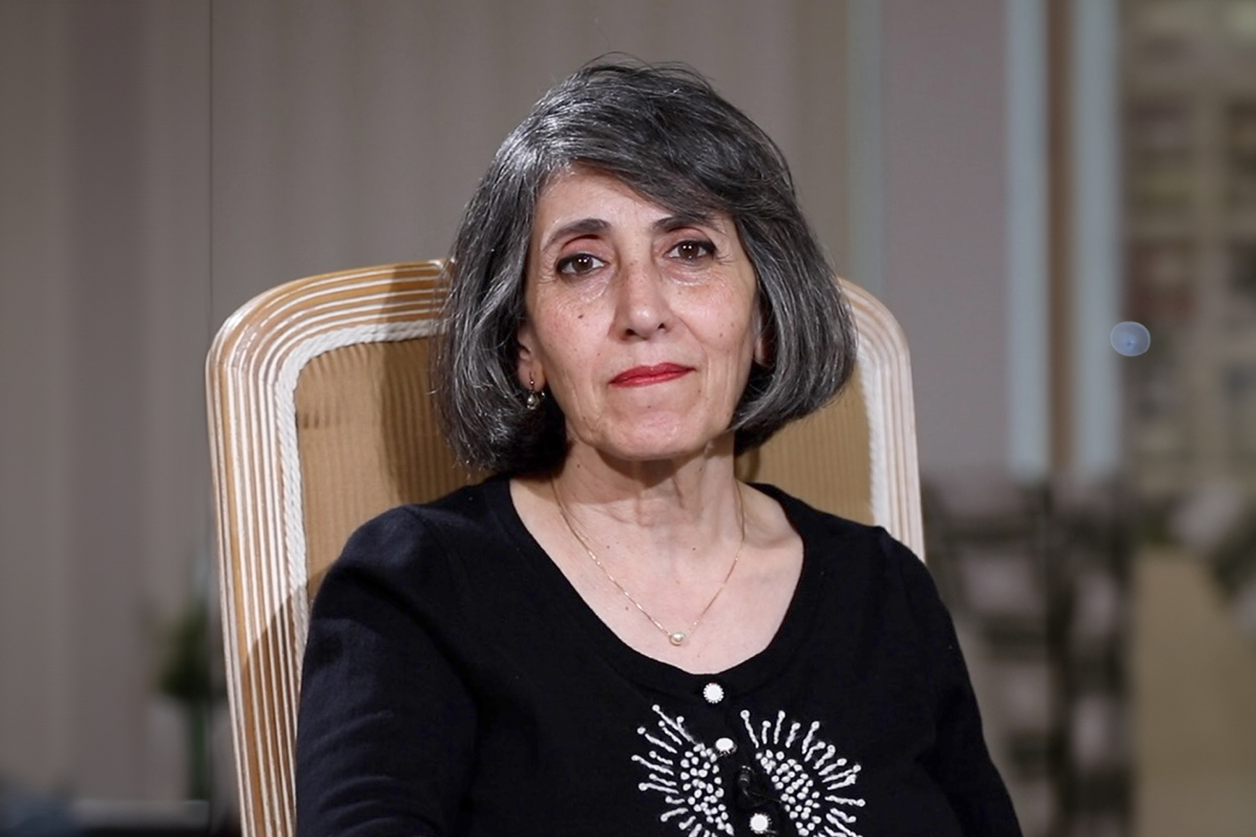 فرزانه ثابتان