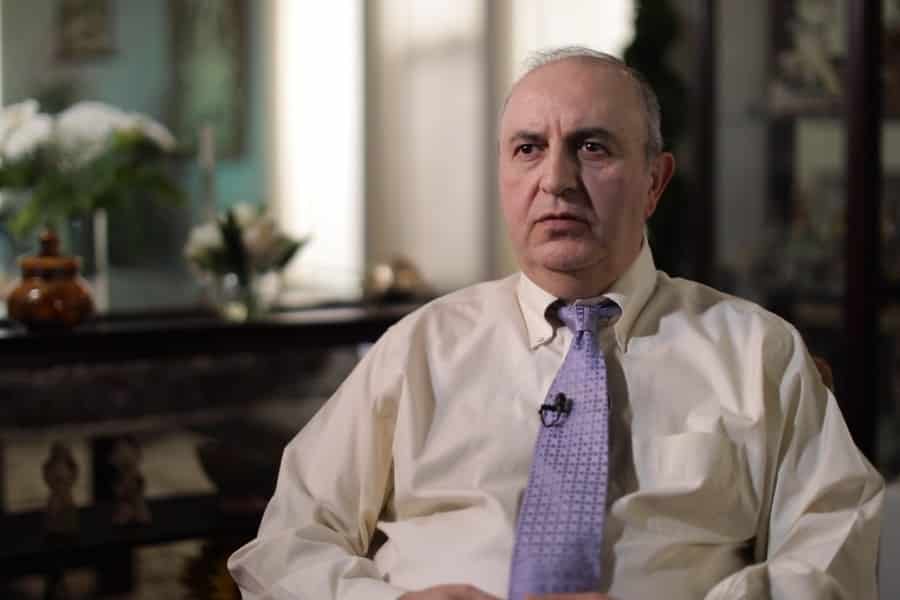 آنچه باید بر وجدان بشریت سنگینی نماید